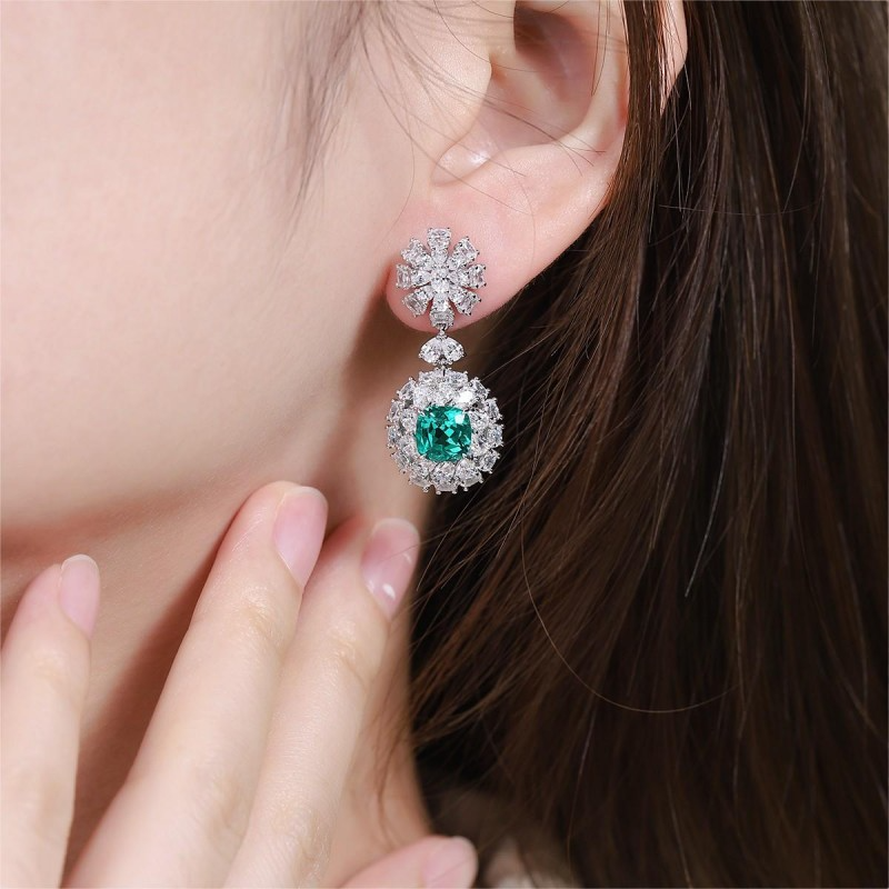 Sierra 2.94 Emerald Cushion Drop Earrings