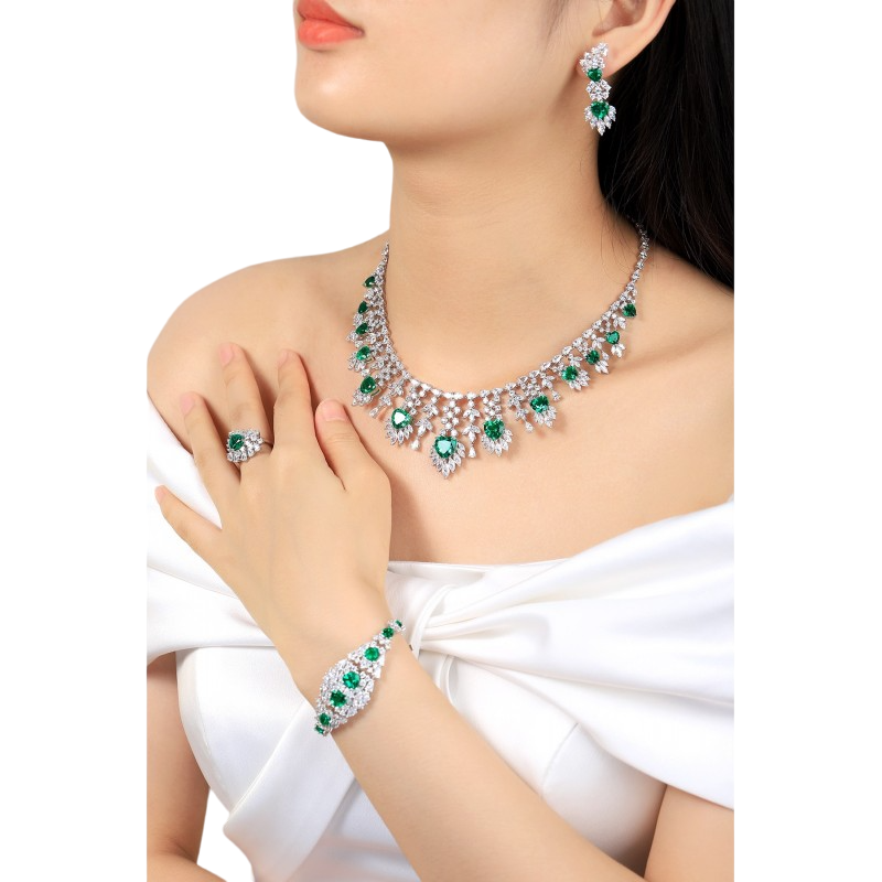 Sierra Exquisite Bridal Emerald Necklace for her