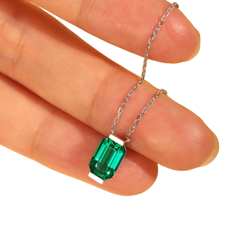 Sierra 1.50 cts Emerald Cut Pendant