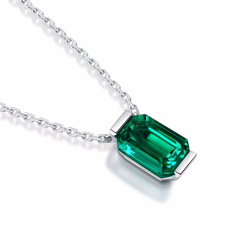 Sierra 1.50 cts Emerald Cut Pendant