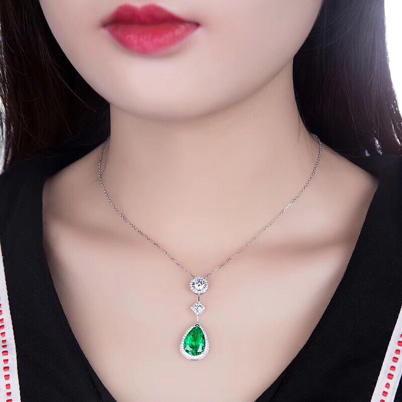 Sierra 19s Pear Cut Pendant