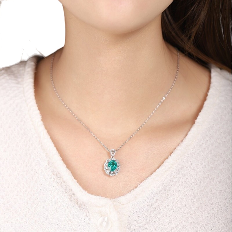 Sierra 1.80 cts Oval Cut Pendant