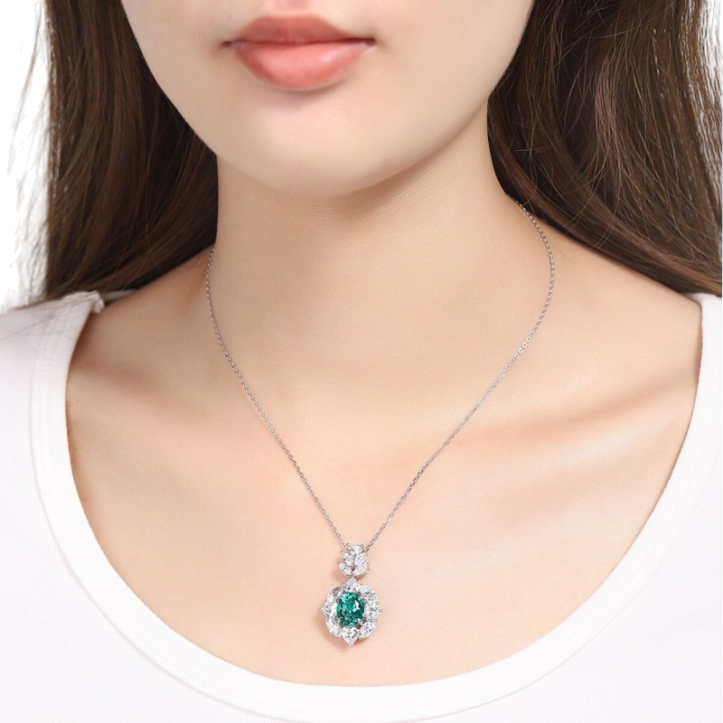 Sierra 2.45 Oval Cut Pendant