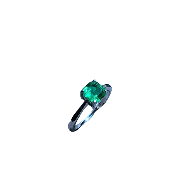 Sierra 2.5 cts Emerald Simple Prong Ring
