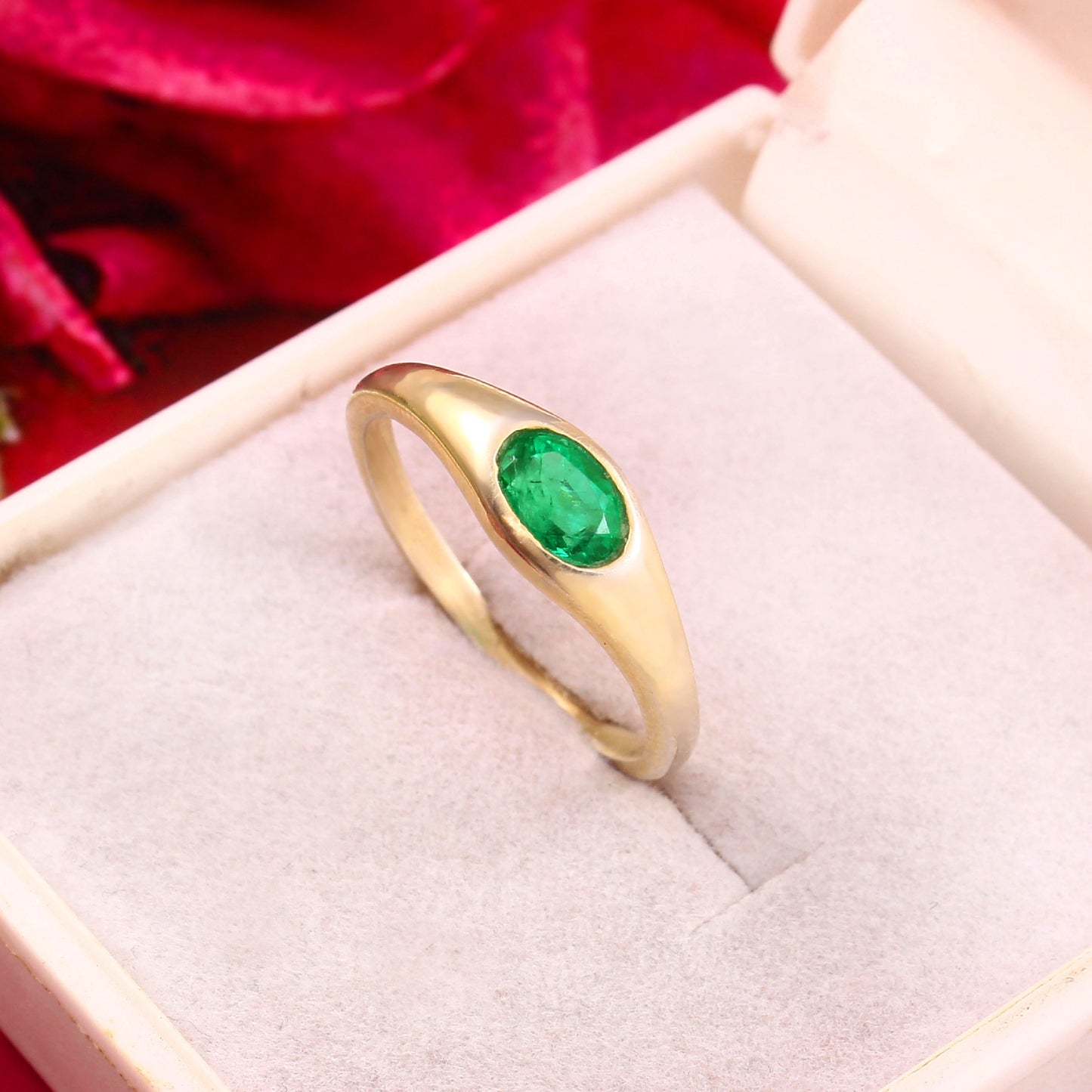 Natural Elegant Matte Oval Emerald Ring