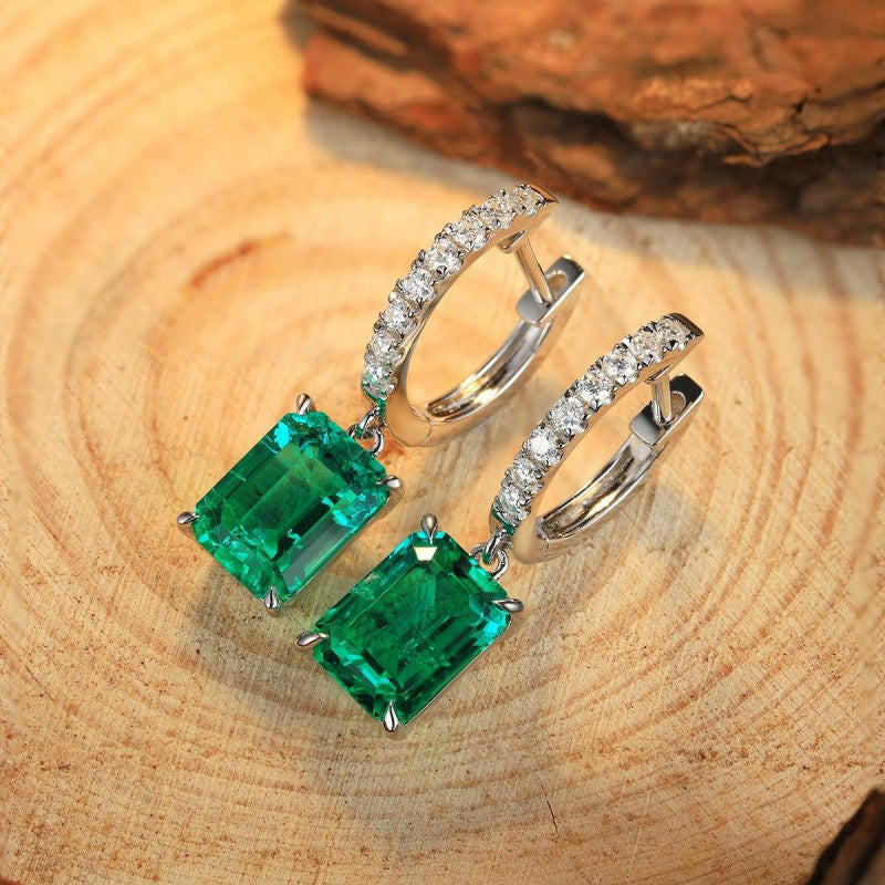 Natural emerald stone