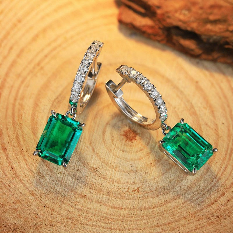 Natural emerald stone