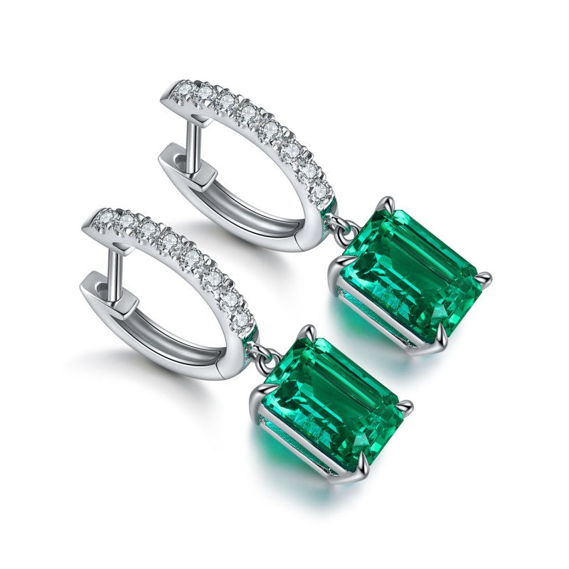 Natural emerald stone