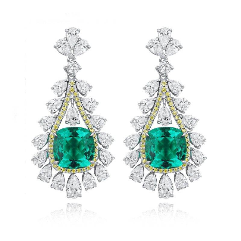 Natural emerald stone