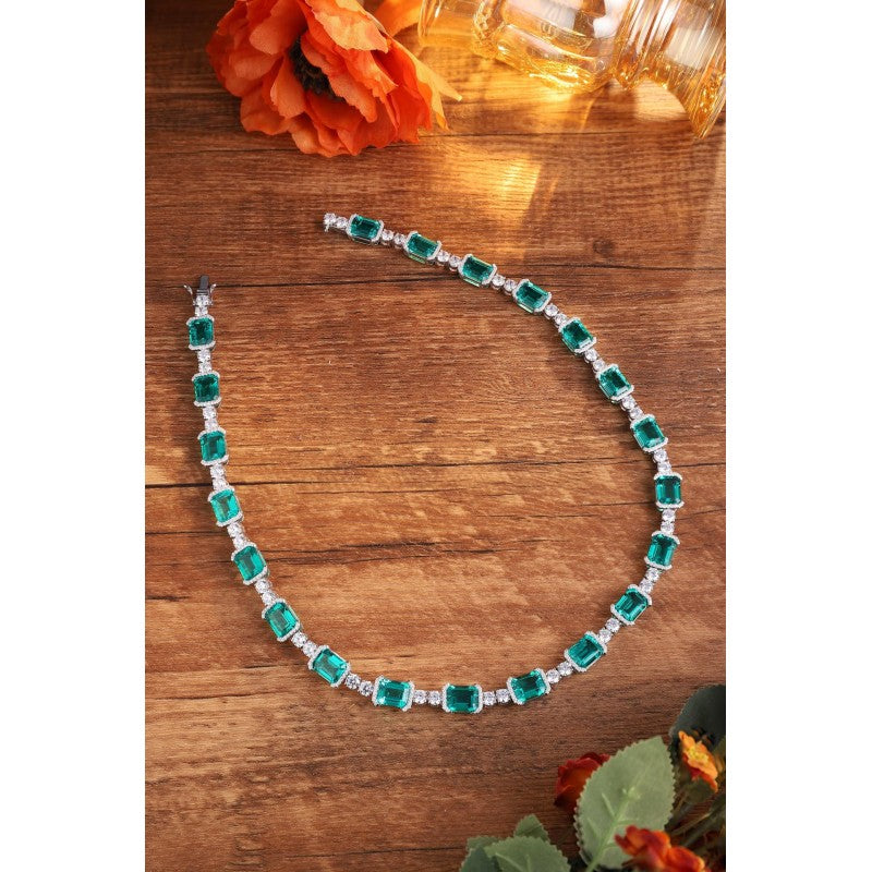 Sierra Emerald Embrace Choker