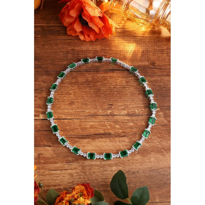 Sierra Emerald Embrace Choker