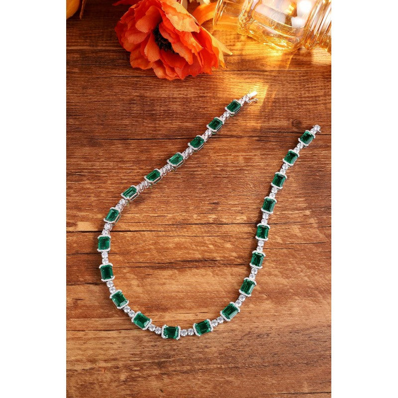 Sierra Emerald Embrace Choker
