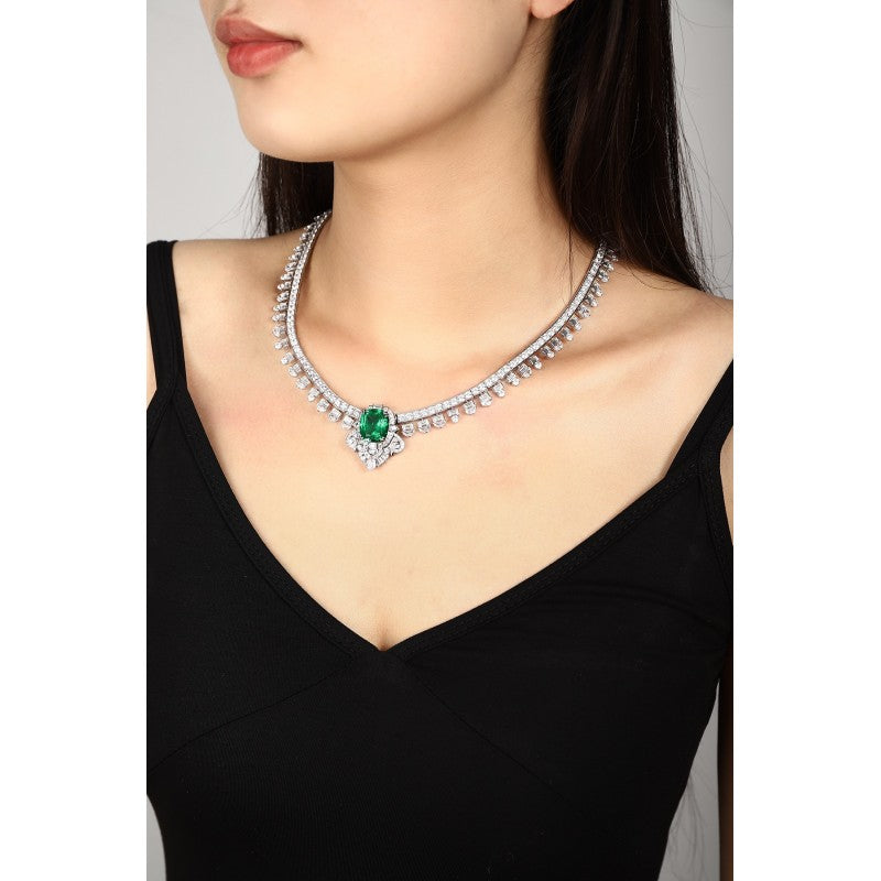 Sierra Queen's Edge Necklace