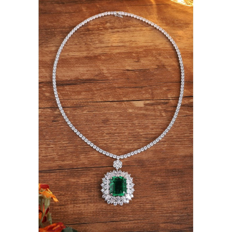 Sierra 18.50 cts Universal Emerald Necklace for her