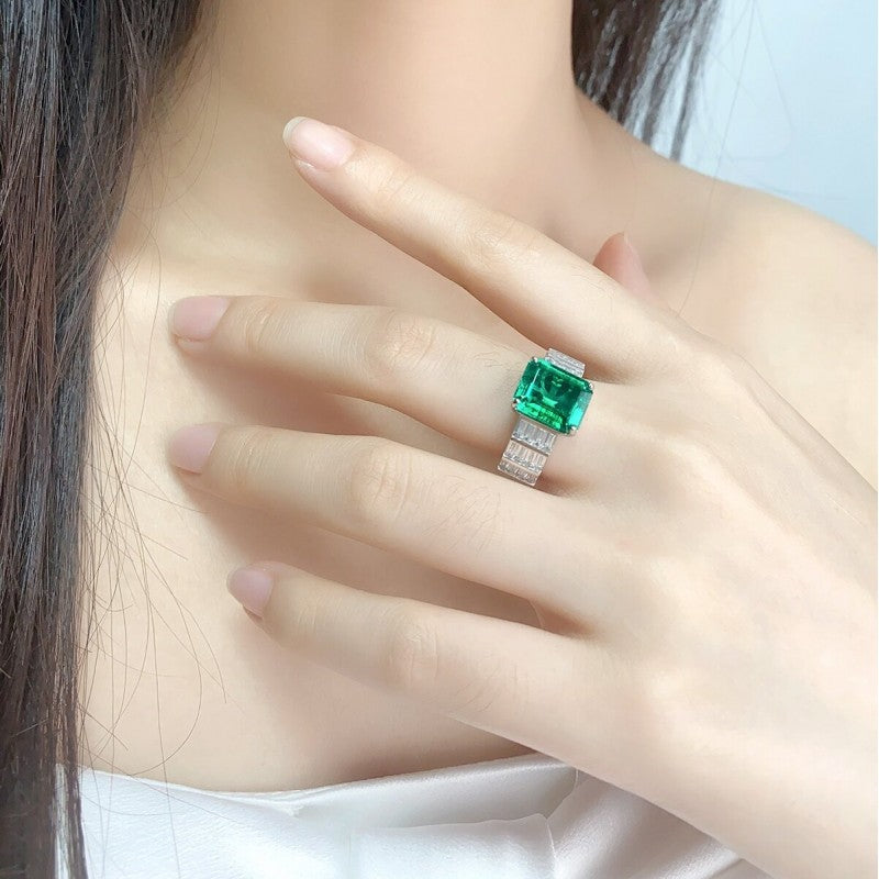 Sierra Emerald Legacy Ring