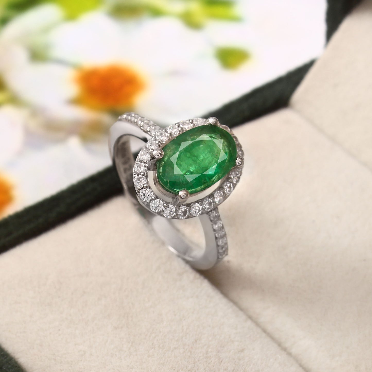 Natural Emerald Oval-Cut Emerald Halo Ring