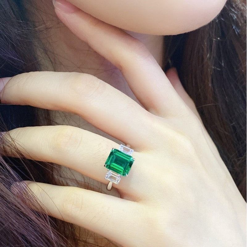 Sierra Grandeur Emerald Majesty Ring