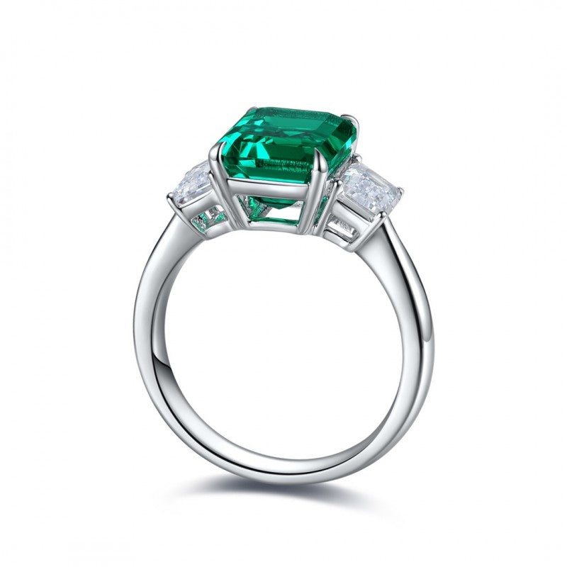 Sierra Grandeur Emerald Majesty Ring