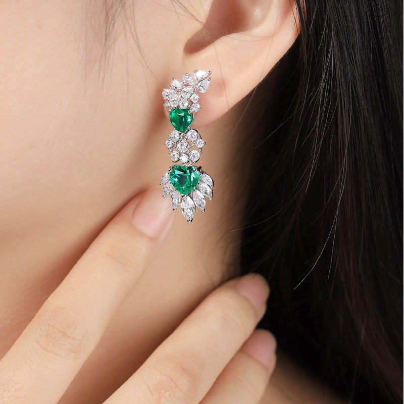 Natural emerald stone