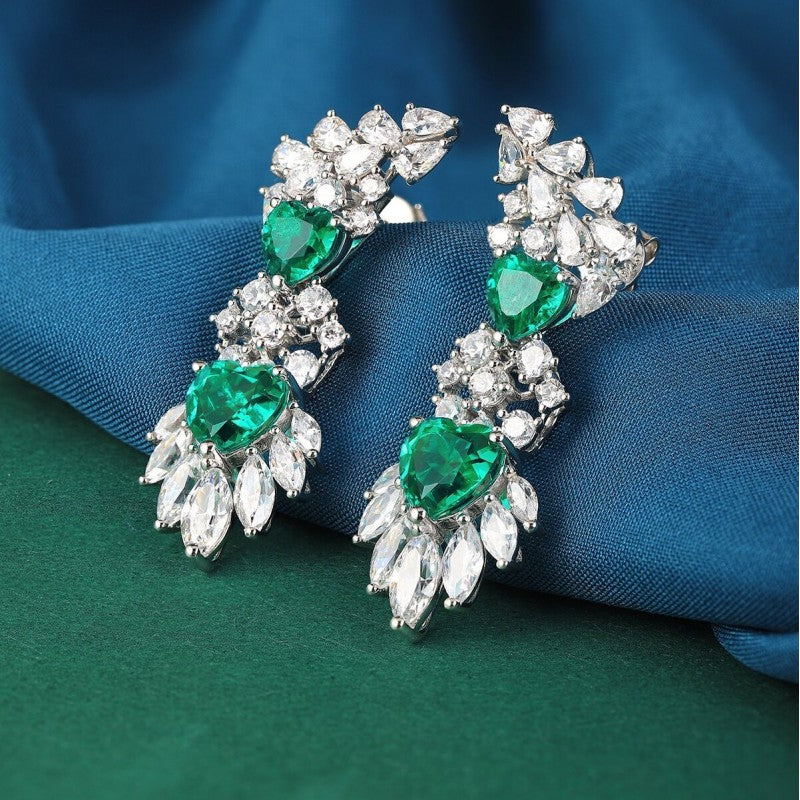 Natural emerald stone