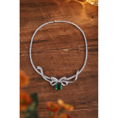 Sierra Emerald Crest Choker