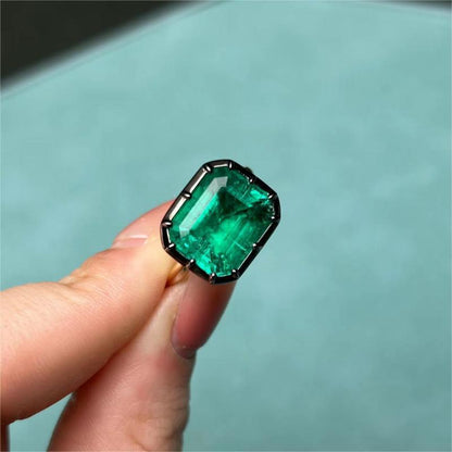 Sierra Imperial Grace Emerald Ring for her