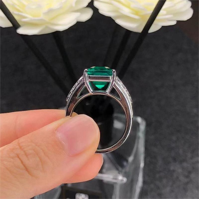 Sierra Emerald-Cut Legacy Ring