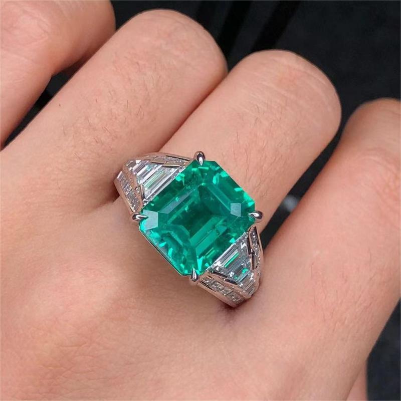 Sierra Emerald-Cut Legacy Ring